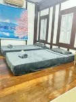 Amphawa Hostel