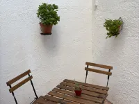 Cozy apartment, very well connected Hotels in Madrid