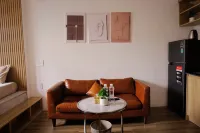 daSEA Cozy Home - 5-min Walk to the Beach - Condos