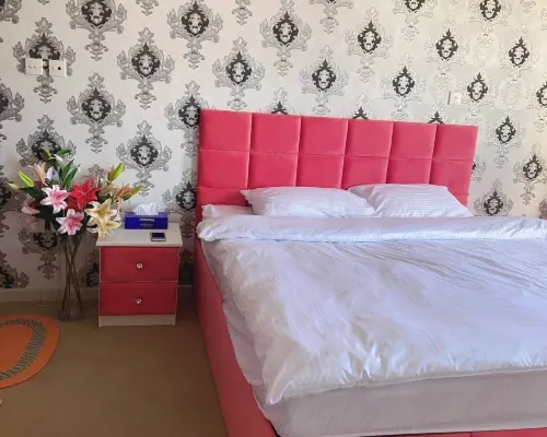 (DUBAI) LU-INN Photos
