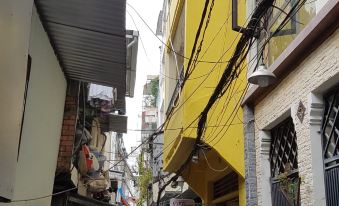 3. 디 홈..
