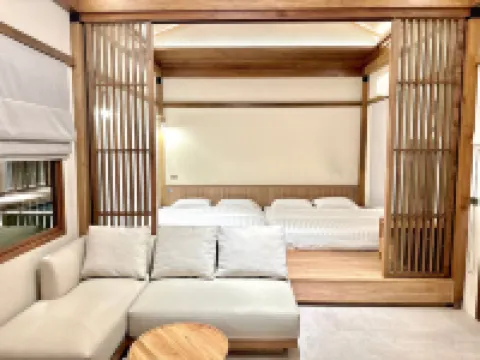 Krajokkaew Ling an 4 bedroom pool villa