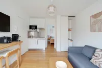 Charming apartment - 1BR-4P- Suresnes