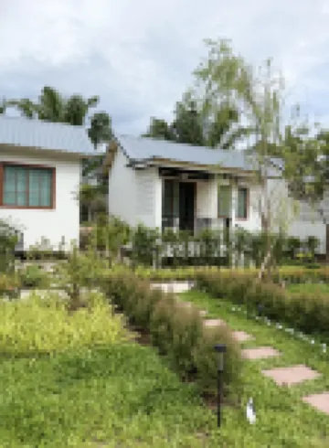 Sea Escape Koh Yao Yai Hotels near Klong son beach Thai food