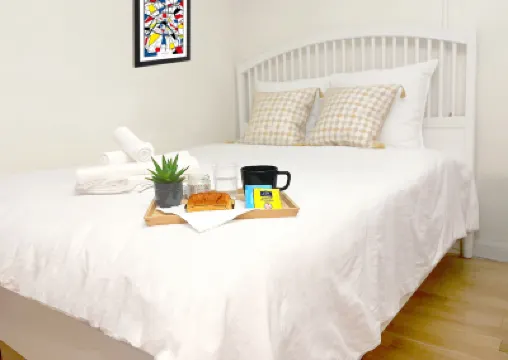 Paris 16 studio near Eiffel Tower Hotels in der Nähe von Pavillon Dauphine