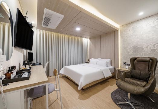 조식 및 부대시설