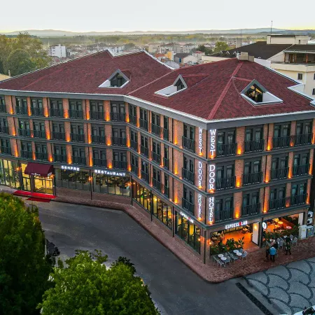WestDoor Hotel