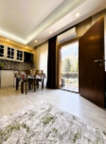 Green Cinar Apart