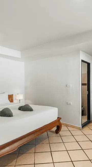 ห้องสแตนดาร์ด เตียงใหญ่ 1 เตียง