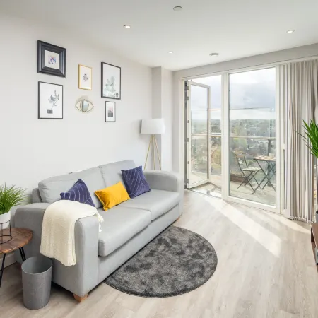 Stunning Apartment, Close to East Croydon Station