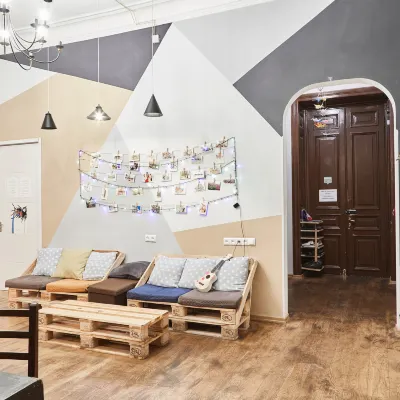 Moosica Hostel Hotels near مسرح رستافلي