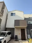 Leyna’s house