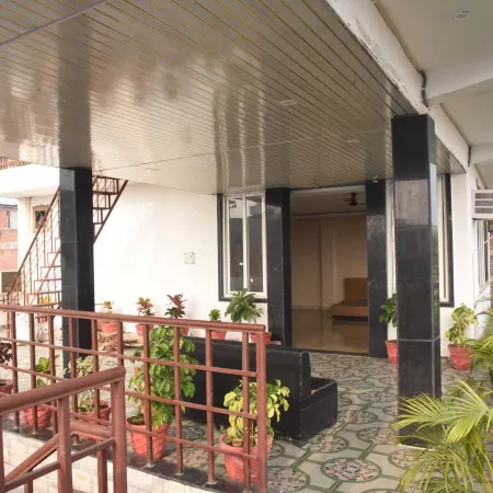 Hotel 7 - Stay INN Luxury Guest House