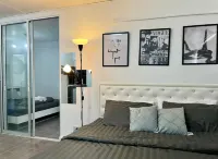 Impact Arena Muang Thong Condo C3 Two rooms by Goodroom24 - Condos
