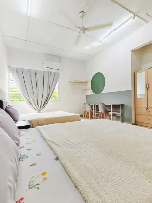 Spacious 9 Rooms house 23pax@Qbay Mall/Spice Arena - 2-Star