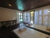 Bahowo Mangrove Dive Lodge - พร้อมอาหารเช้า