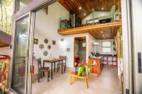 Casitas Del Rio Riverfront Nature Lodge - Sloth Luxury Villa - balcone