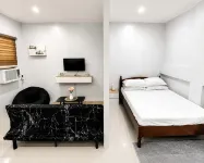 ALM Home Studio - Bed and breakfasts