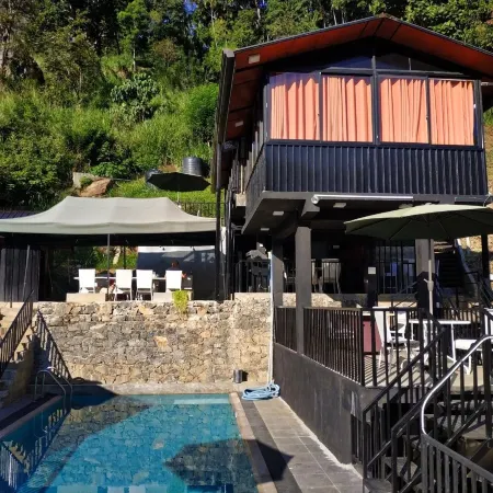 Ella Deck Resort