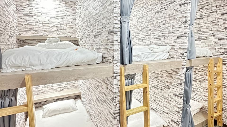 Economy Class Hostel