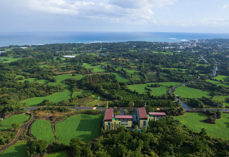 프롬에이치 티리조트 제주성산 이미지