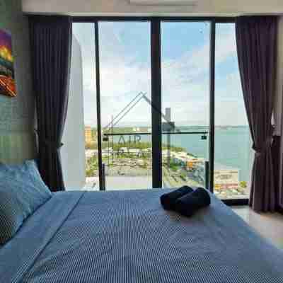 PD D’Wharf Amazing Seaview Suite 9 (Up to 6 Pax) Rooms