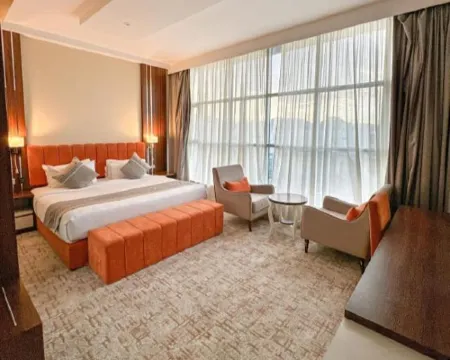 AL Ufq Suites Hotel ハーイルのホテル