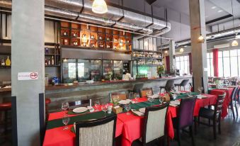 Chaktomouk Mongkul Hotel