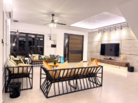 Grand Luxurious Home for Huge Groups-（Sleeps 26）