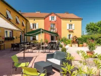 L'adourable auberge فنادق في Nouilhan