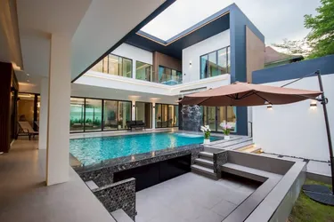 รูปภาพของลักซ์ชัวรี่ โซอี้ 6ห้องนอน 7 ห้องน้ำ บิ๊กไซส์ วิลล่า