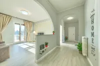 T&F House