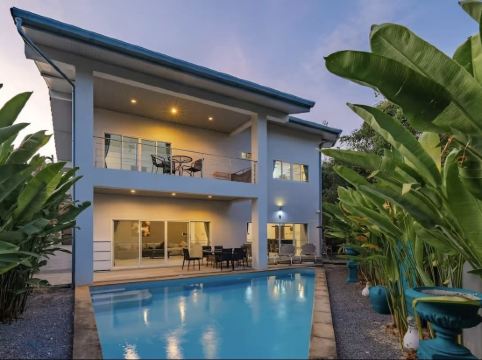 *4Br Pool Villa with Pool Table Near Beaches V161