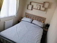 My Spacious Kentish 3-Room Van at Birchington Vale Hotels in 