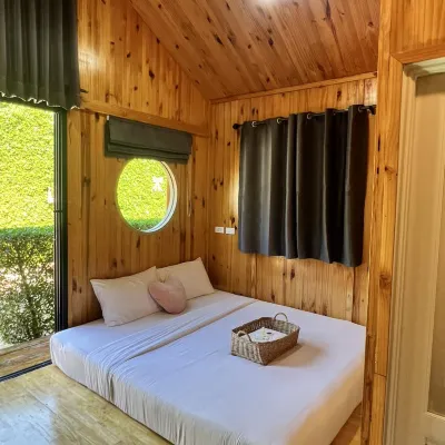 Thetimehouse Hotels near JEATH War Museum