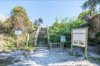 Best of Both Worlds "Salty Situation" St Augustine - 2-Star