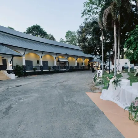 Pruksa Valley Resort