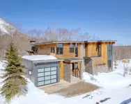 LuKa - Rusutsu Chalets - 3-Star