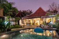 Madeira Javanese Joglo, Jimbaran Hotels in