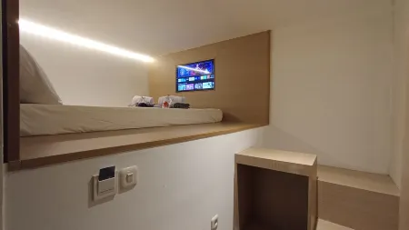 SHAKTI SLEEP YOGYA Отели в г. Джокьякарта