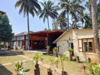 YOGI GOLDEN RESORT Hotels in Shrirangapattana