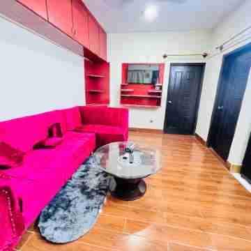 Cozy & Modern 2 Bed Appt with secured parking Others