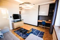 Nowolipki Studio, City Center Skyline View, WarsawStay