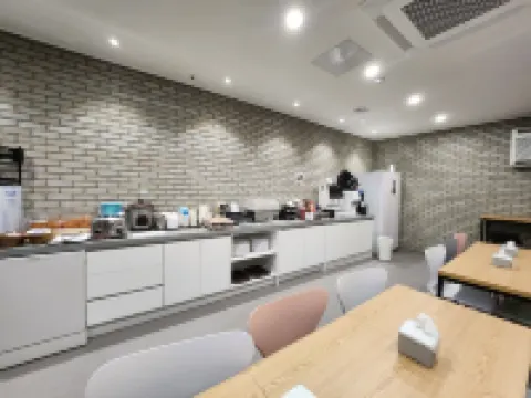 전주 호텔 투썸스테이 서신점