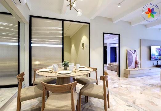 6pax, Muji Townhouse