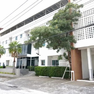 Matini Premium Hotel @Khlong 1