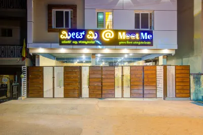 Hotel Meet Me At Hotel di 