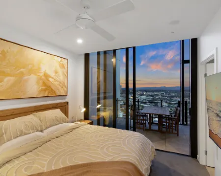 Skyline Showdown - Views, Games & Vibes Hotels in Southport