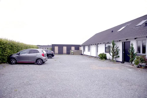 The Wild Swan - Stort hus med mange sengepladser i Odense / Gratis parkering Hotels in Martofte