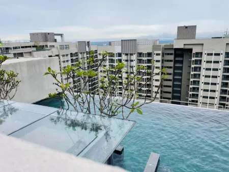 Youth City Niai KLIA Fully Aircon Cozy Suite